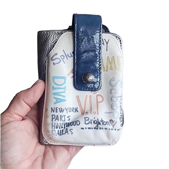 VINTAGE Y2K BRIGHTON Fashionista Wallet Diva VIP Grafitti Travel World Cities - Picture 3 of 15